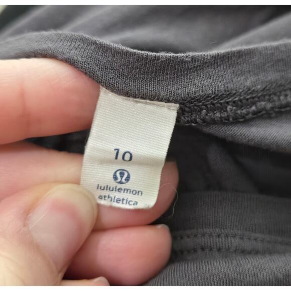 Lululemon Gray Long Sleeve Basic Athletic Tee Women's 10 - Picture 4 of 4